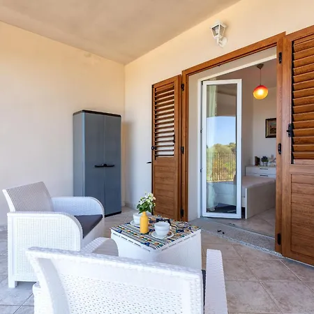 La Finestra Sul Paradiso By Interhome Apartman